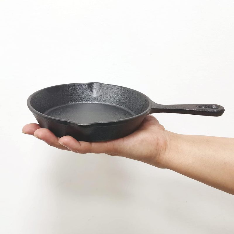 6 Inch Cast Iron Skillet, Fryi - đánh giá và giá Camping Cooking Ovens