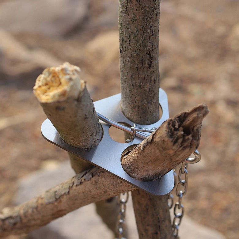 Stainless Steel Camping Tripod - đánh giá và giá Camping Cooking And Cutlery Set